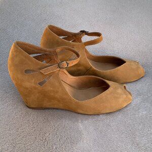 Jeffrey Campbell Regina Hanava Suede Peep Toe Hidden Wedges Sz8